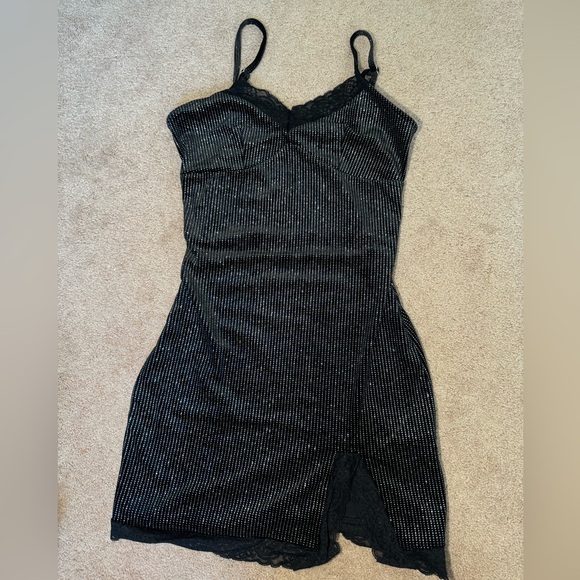 Black dress - Picture 1 of 1